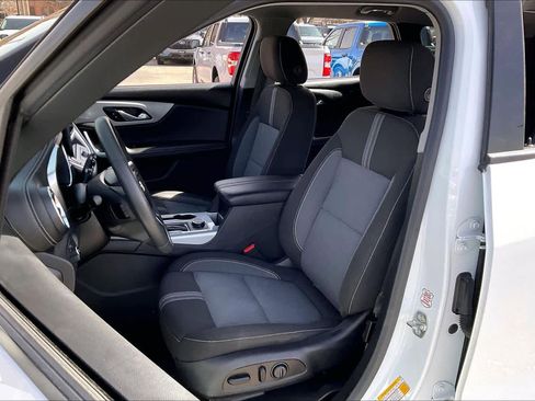 Used 2023 Chevrolet Blazer LT image 8