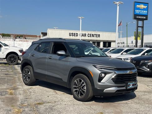 Used 2026 Chevrolet TrailBlazer LT w/ Driver Confidence Package image 2