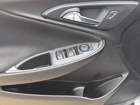 Used 2022 Chevrolet Malibu LS FWD image 18