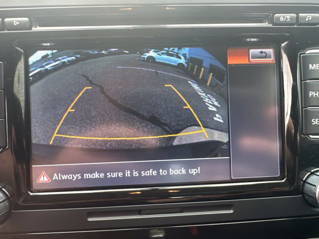 Used 2015 Volkswagen Passat 1.8T SE FWD image 24