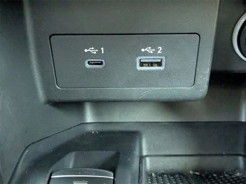 Used 2023 Nissan Kicks SR w/ SR Premium Package image 18