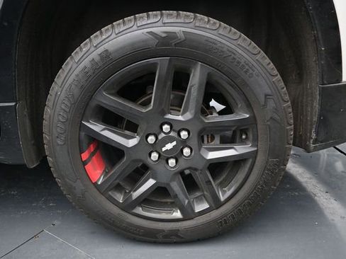 Used 2019 Chevrolet Traverse Premier w/ Redline Edition AWD/4WD image 10