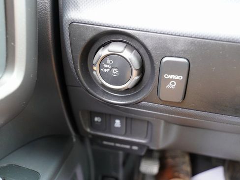 Used 2014 Honda Ridgeline SE image 22