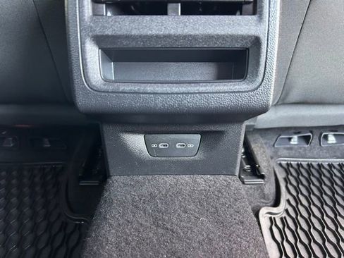 Used 2023 Volkswagen GTI 40th Anniversary Edition image 37