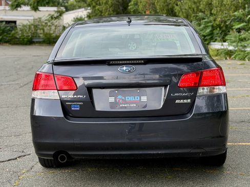 Used 2013 Subaru Legacy 2.5i Limited AWD/4WD image 4