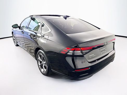 Used 2023 Honda Accord EX image 5