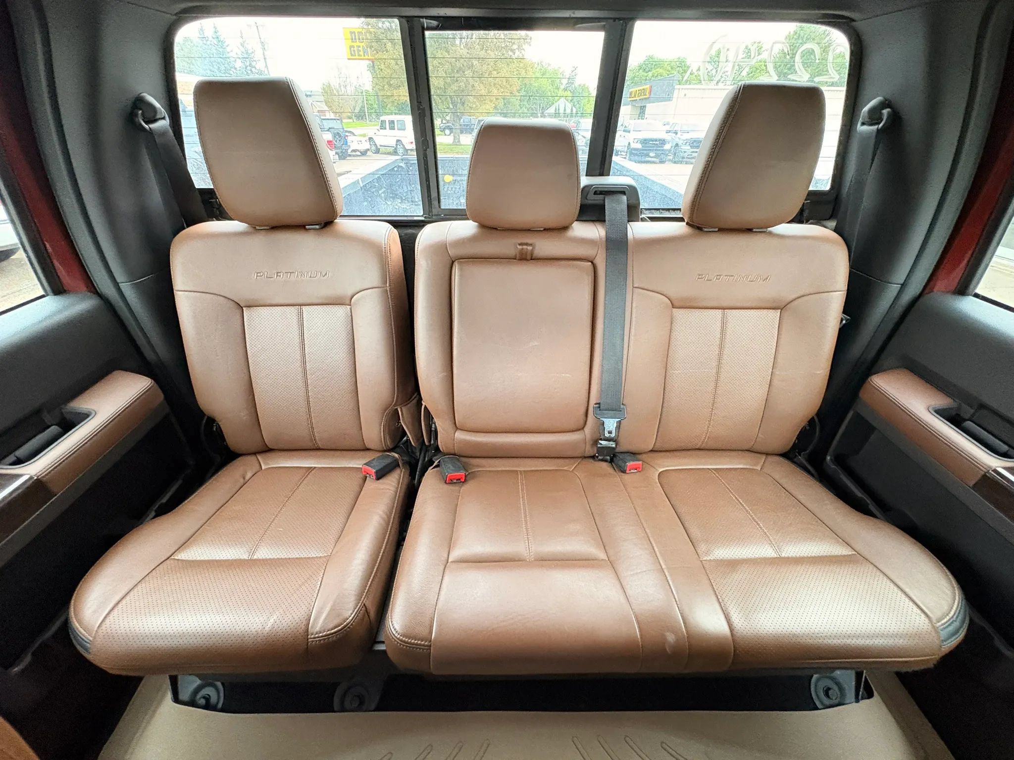 Used 2015 Ford F350 Platinum w/ Platinum Package AWD/4WD image 18