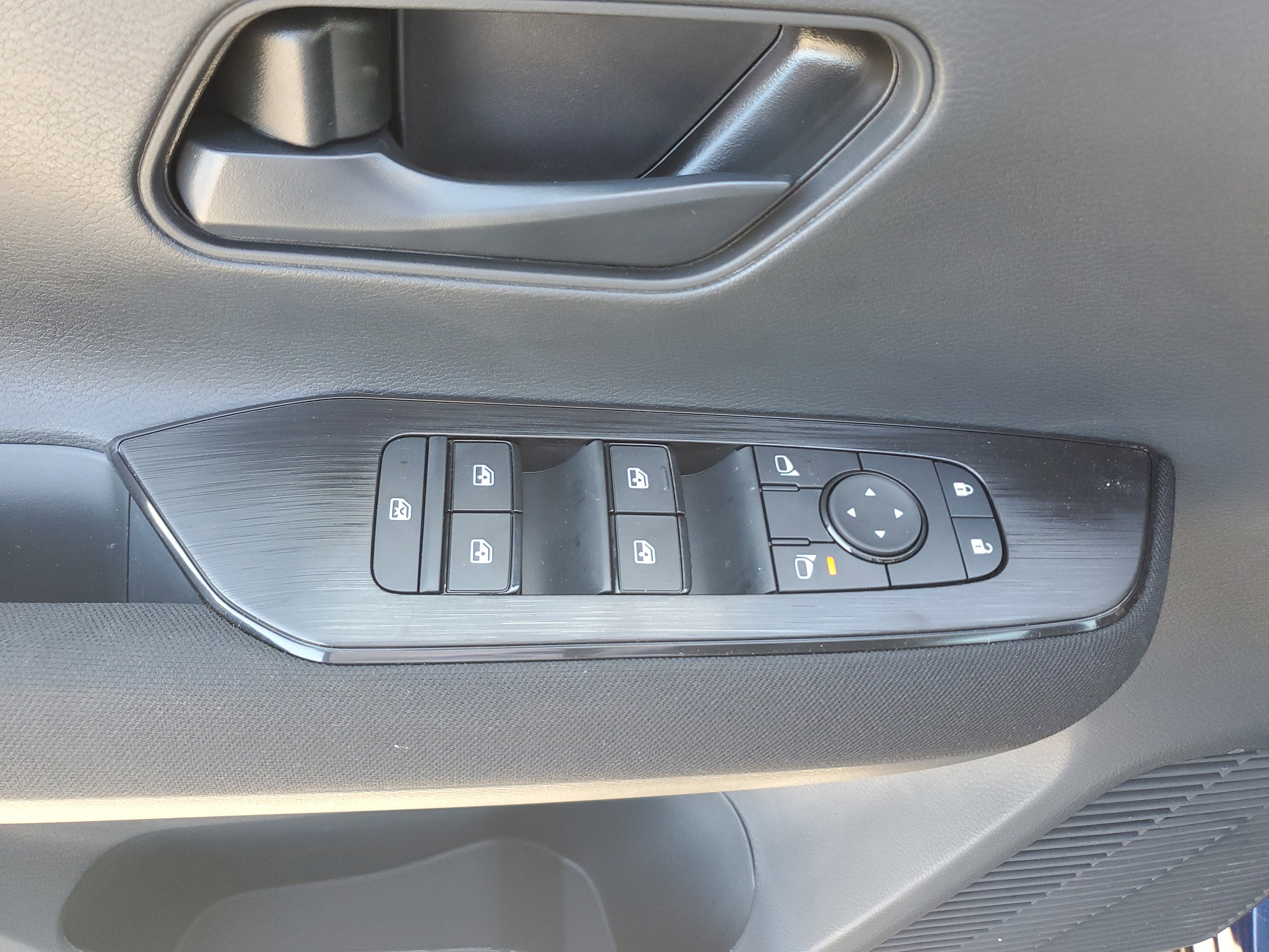 New 2026 Nissan Kicks S FWD image 13
