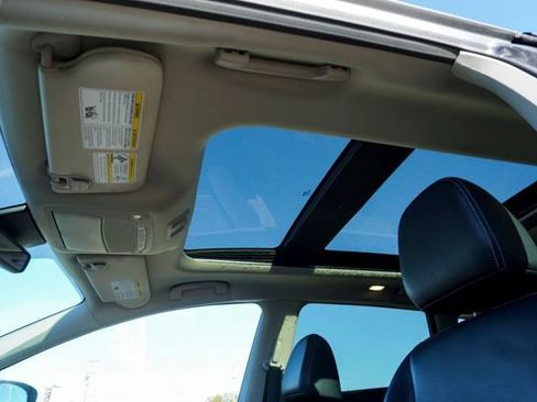 Used 2024 Nissan Murano SL image 15