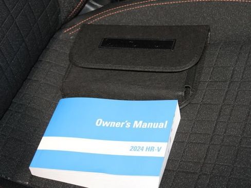 Used 2024 Honda HR-V Sport image 33