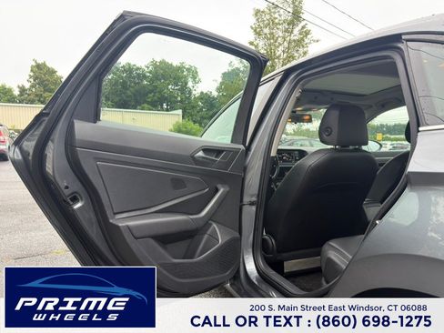Used 2019 Volkswagen Jetta SE FWD image 11