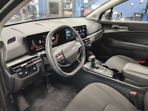 Certified 2026 Kia Sportage LX FWD image 15