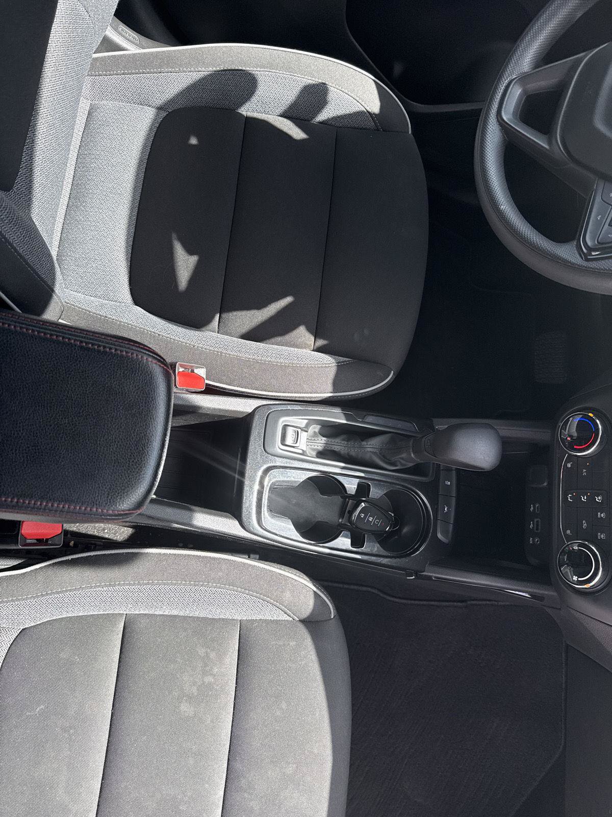 Used 2023 Chevrolet TrailBlazer LT FWD image 23