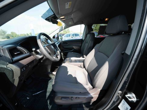 Used 2020 Honda Odyssey EX image 9