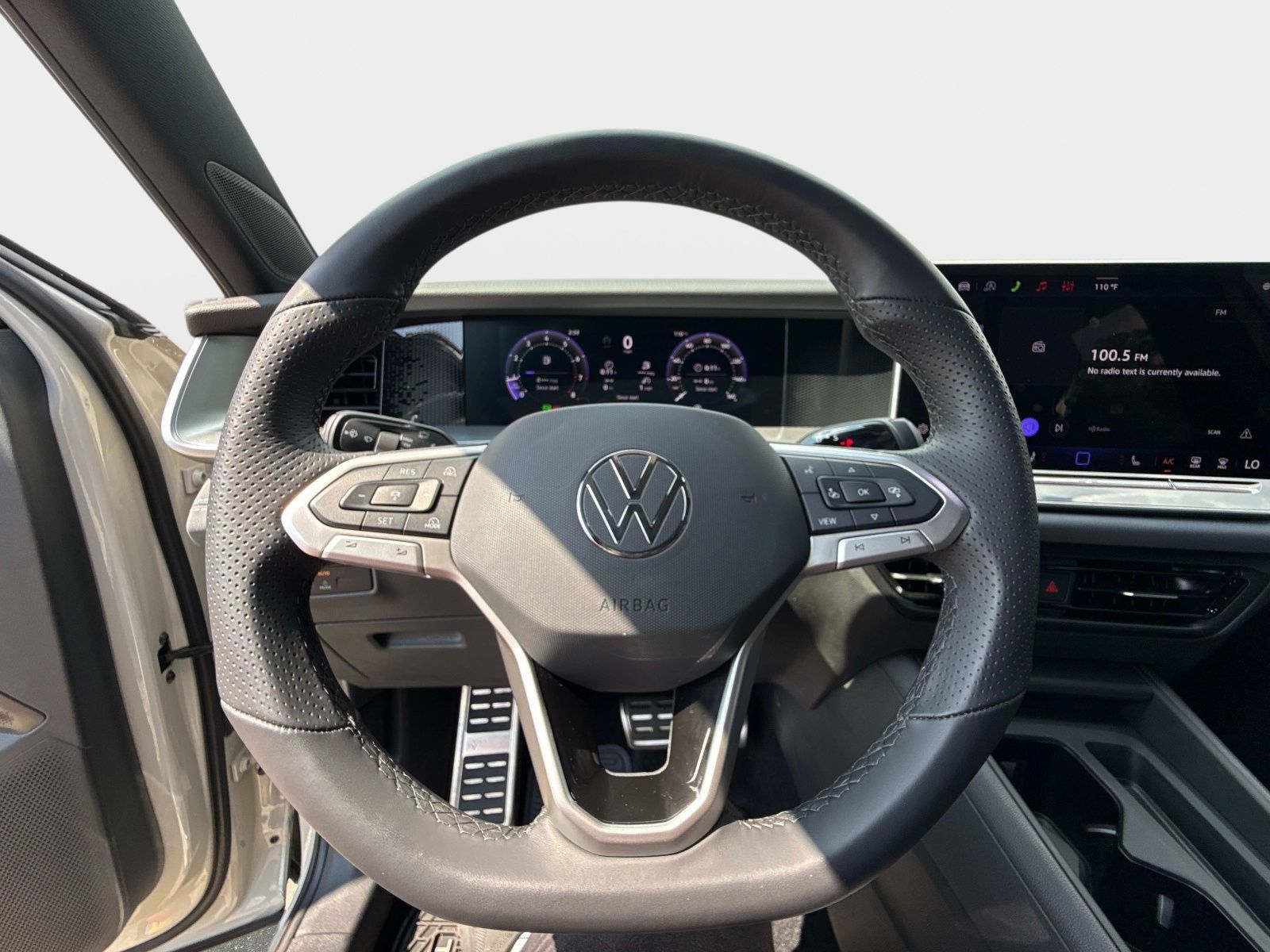 Used 2026 Volkswagen Tiguan SE R-Line FWD image 24