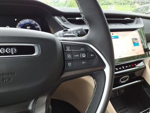 New 2026 Jeep Grand Cherokee L Limited AWD/4WD image 19