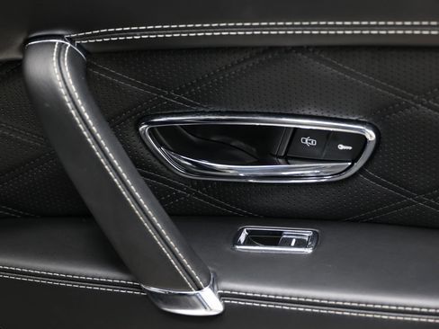 Used 2014 Bentley Flying Spur W12 image 77