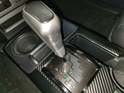 Used 2018 Toyota 4Runner TRD Off-Road Premium image 26