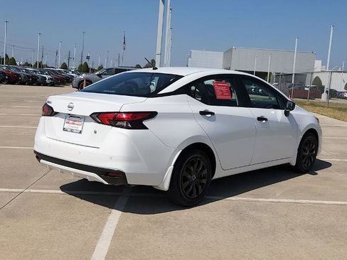 Certified 2025 Nissan Versa S w/ Trunk Package image 5