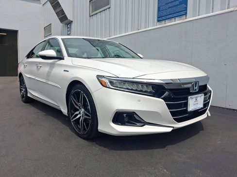 Used 2021 Honda Accord Touring image 7