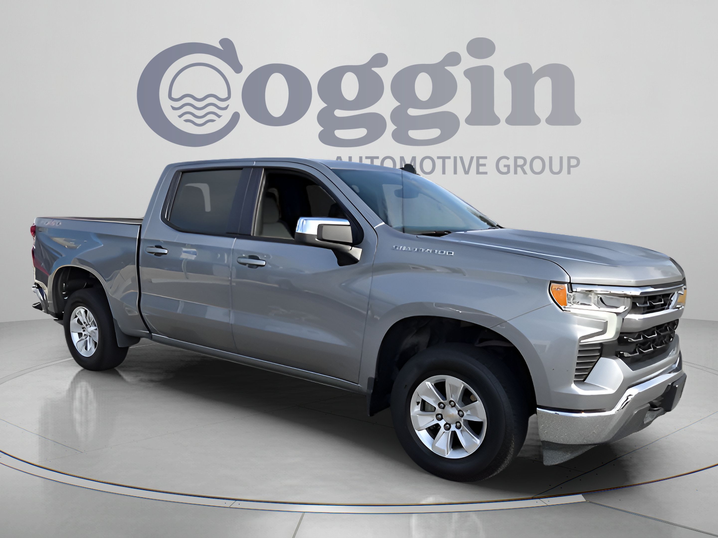 Used 2025 Chevrolet Silverado 1500 LT AWD/4WD image 7