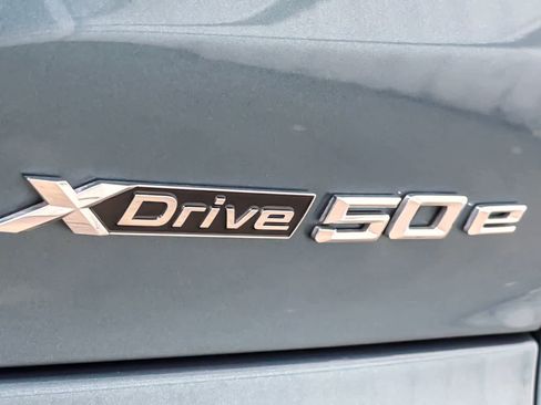 Used 2025 BMW X5 xDrive50e w/ Premium Package image 28