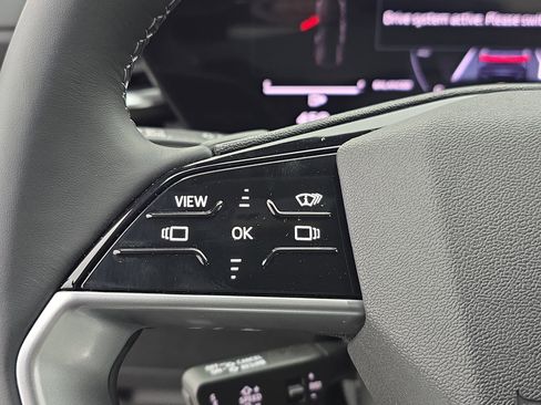 New 2025 Audi Q5 Prestige image 17