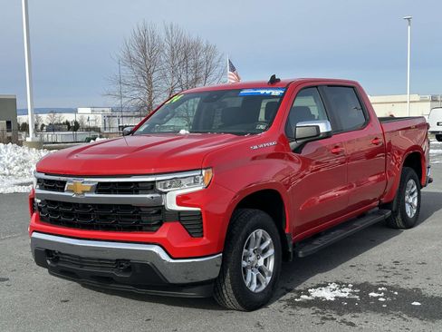 New 2024 Chevrolet Silverado 1500 LT image 14