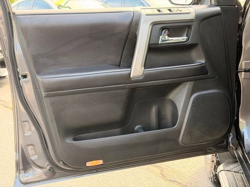 Used 2018 Toyota 4Runner SR5 Premium AWD/4WD image 25