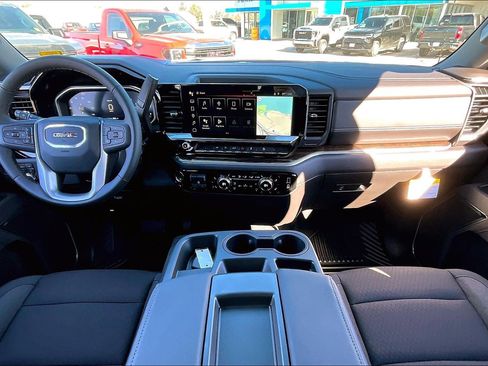 New 2026 GMC Sierra 1500 SLE w/ X31 Off-Road Package image 5