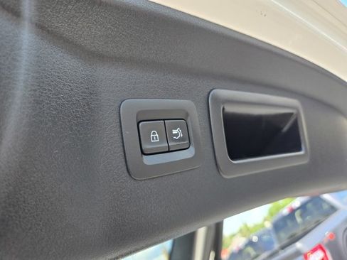 Used 2024 MAZDA CX-90 Plug-In Hybrid w/ Preferred AWD/4WD image 35