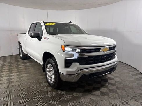 Certified 2025 Chevrolet Silverado 1500 LT w/ Z71 Off-Road Package image 5