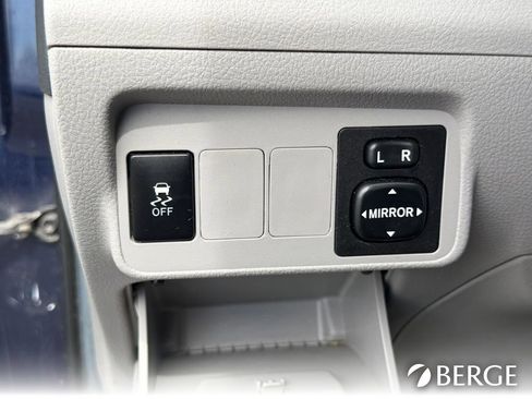 Used 2011 Toyota Corolla LE image 20