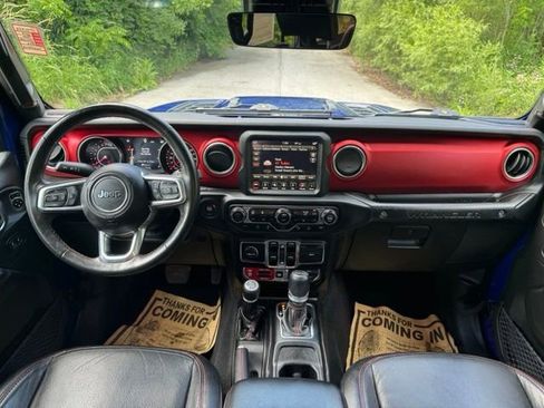 Used 2019 Jeep Wrangler Unlimited Rubicon AWD/4WD image 24