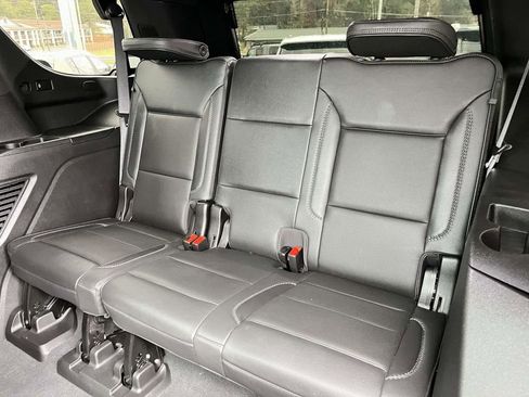 Used 2021 GMC Yukon Denali w/ Denali Premium Package image 26