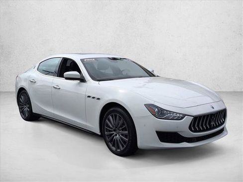 Used 2020 Maserati Ghibli S RWD image 3