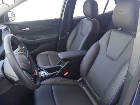 Used 2026 Buick Encore GX Sport Touring w/ Advanced Technology Package image 19