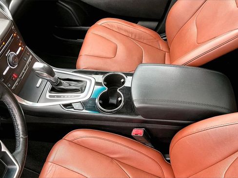 Used 2015 Ford Edge Titanium w/ Equipment Group 301A image 15