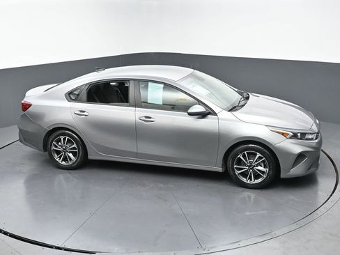 Used 2023 Kia Forte LXS image 38