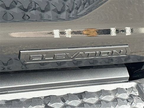 New 2025 GMC Canyon Elevation w/ Convenience Package image 33