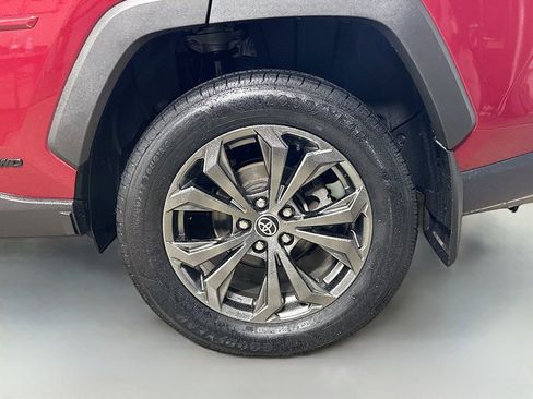 Used 2024 Toyota RAV4 Limited w/ Advanced Technology Package AWD/4WD image 9