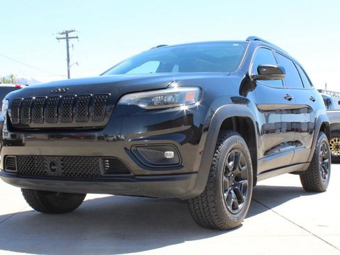 Used 2022 Jeep Cherokee Latitude w/ Sun & Sound Group AWD/4WD image 57