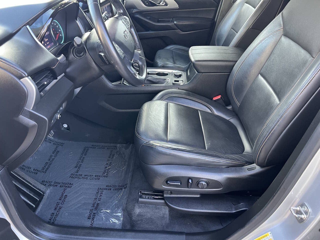 Used 2021 Chevrolet Traverse RS FWD image 9