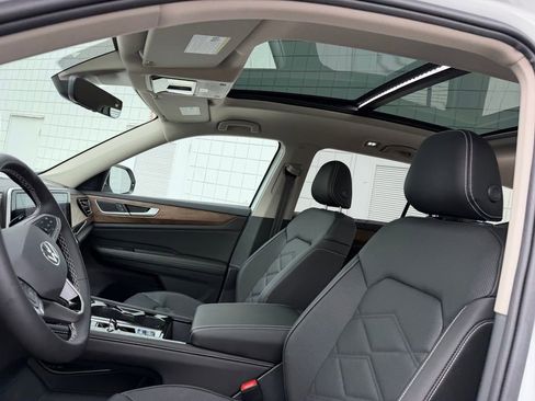 New 2026 Volkswagen Atlas SE AWD/4WD image 18