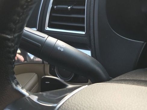 Used 2016 Ford Explorer Limited image 44