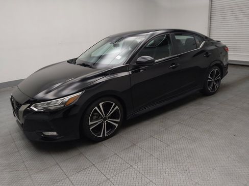 Used 2020 Nissan Sentra SR FWD image 2