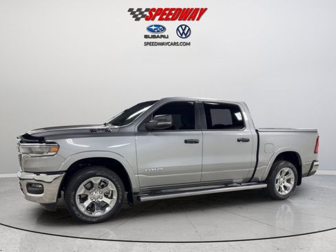 Used 2025 RAM 1500 Big Horn AWD/4WD image 11