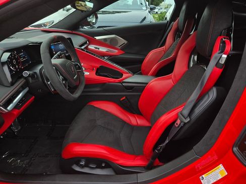 Used 2021 Chevrolet Corvette Stingray Premium Cpe w/ Z51 Performance Package RWD image 22