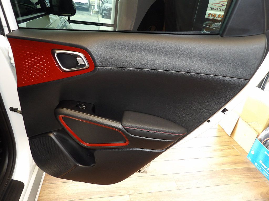 Used 2023 Kia Soul GT-Line FWD image 16