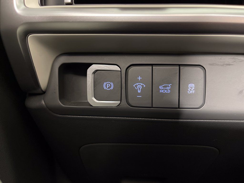 Certified 2026 Hyundai Santa Fe SEL FWD image 31